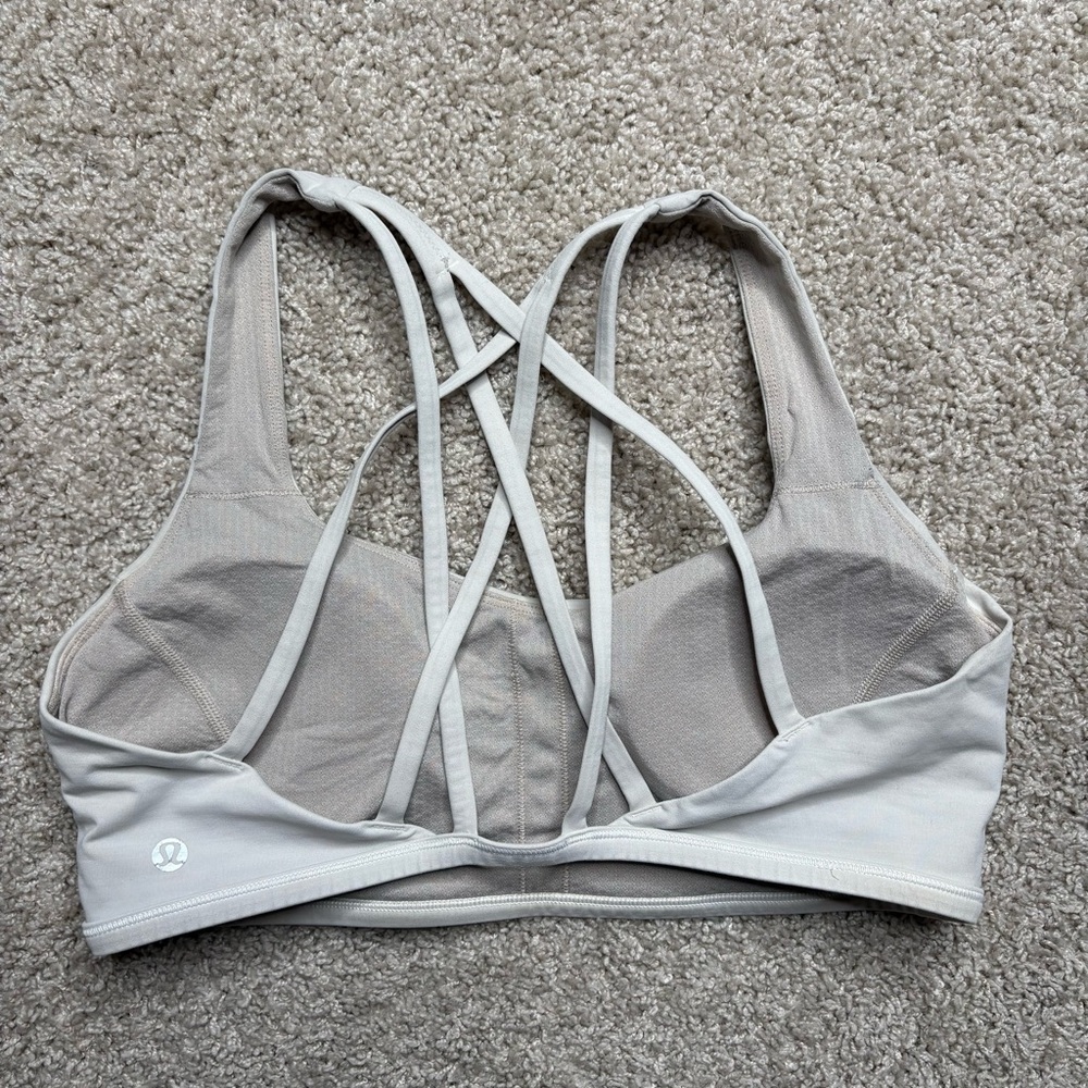 Lululemon Free To Be Serene Bra - Picture 2 of 6